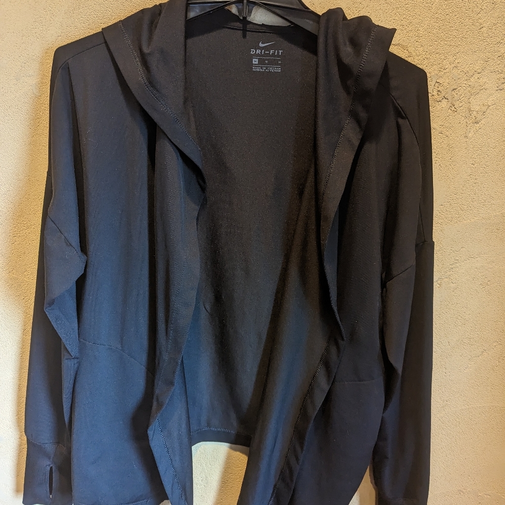 Nike DRI fit top with thumb holes